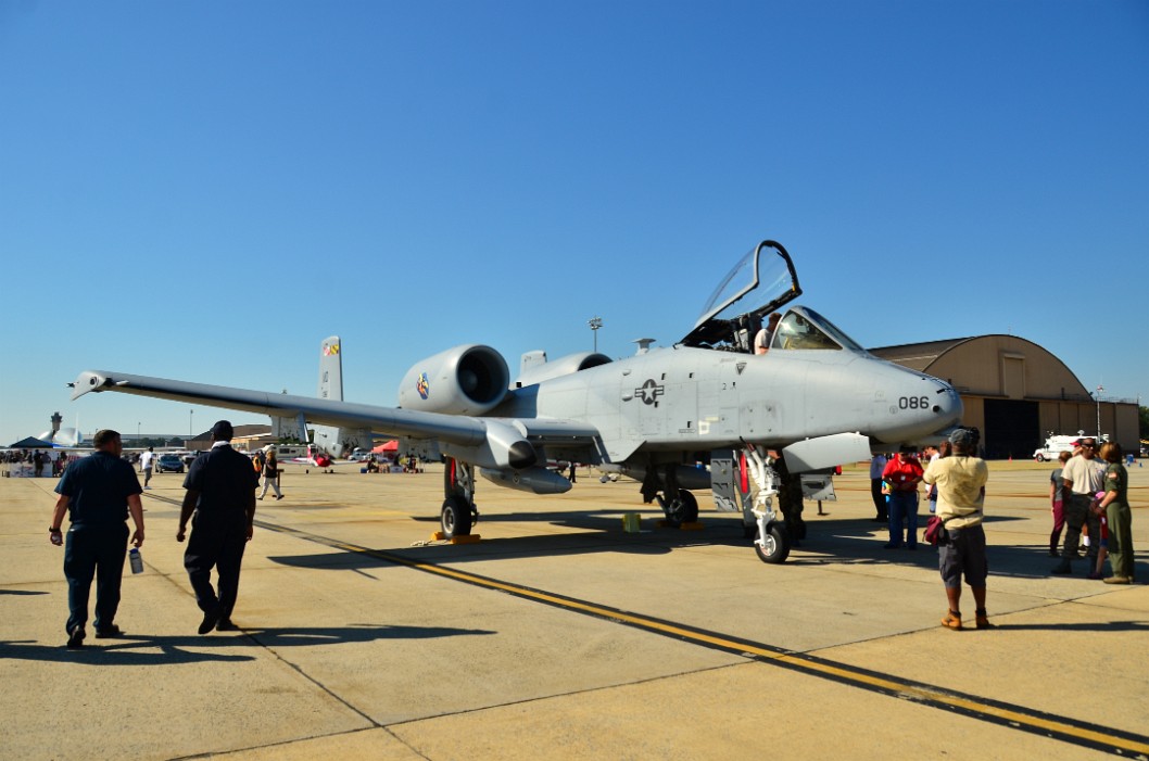 A-10 Thunderbolt II Side Front Profile A-10 Thunderbolt II Side Front Profile