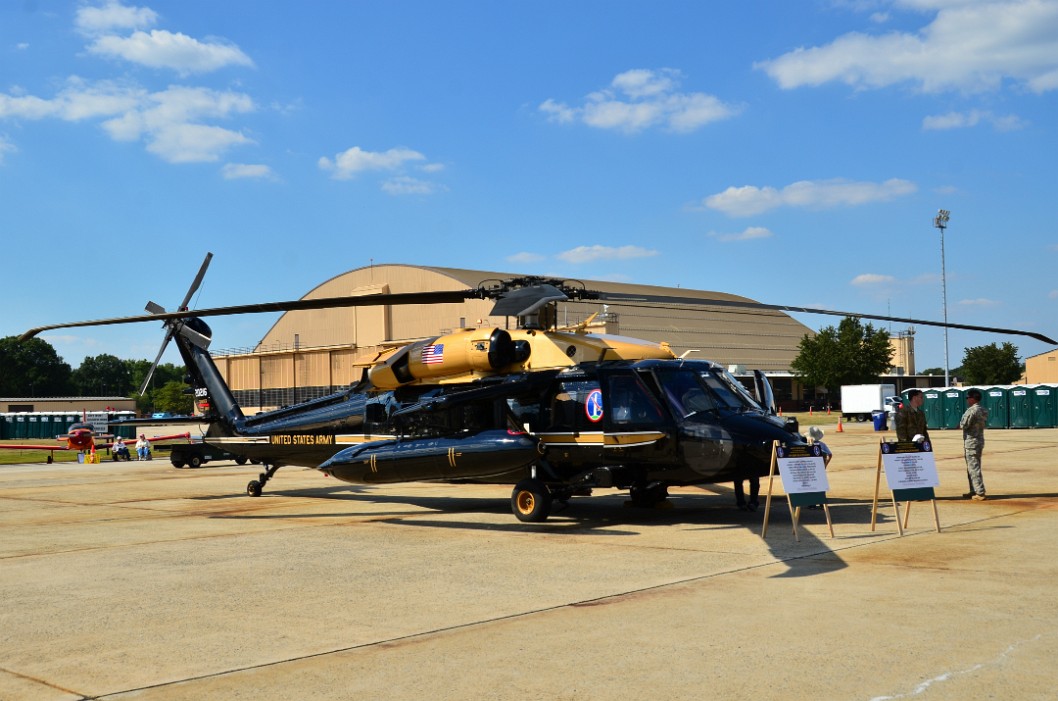 VH-60M Black Hawk Helicopter in US Army Colors VH-60M Black Hawk Helicopter in US Army Colors