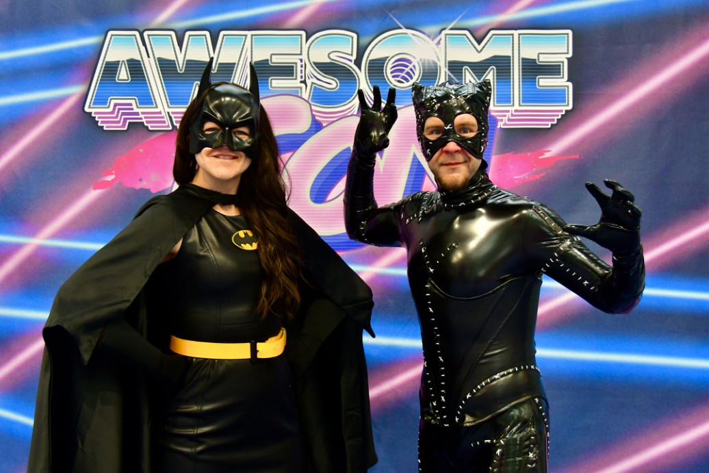 Right Proper Gender Swapped Batman and Catwoman 2