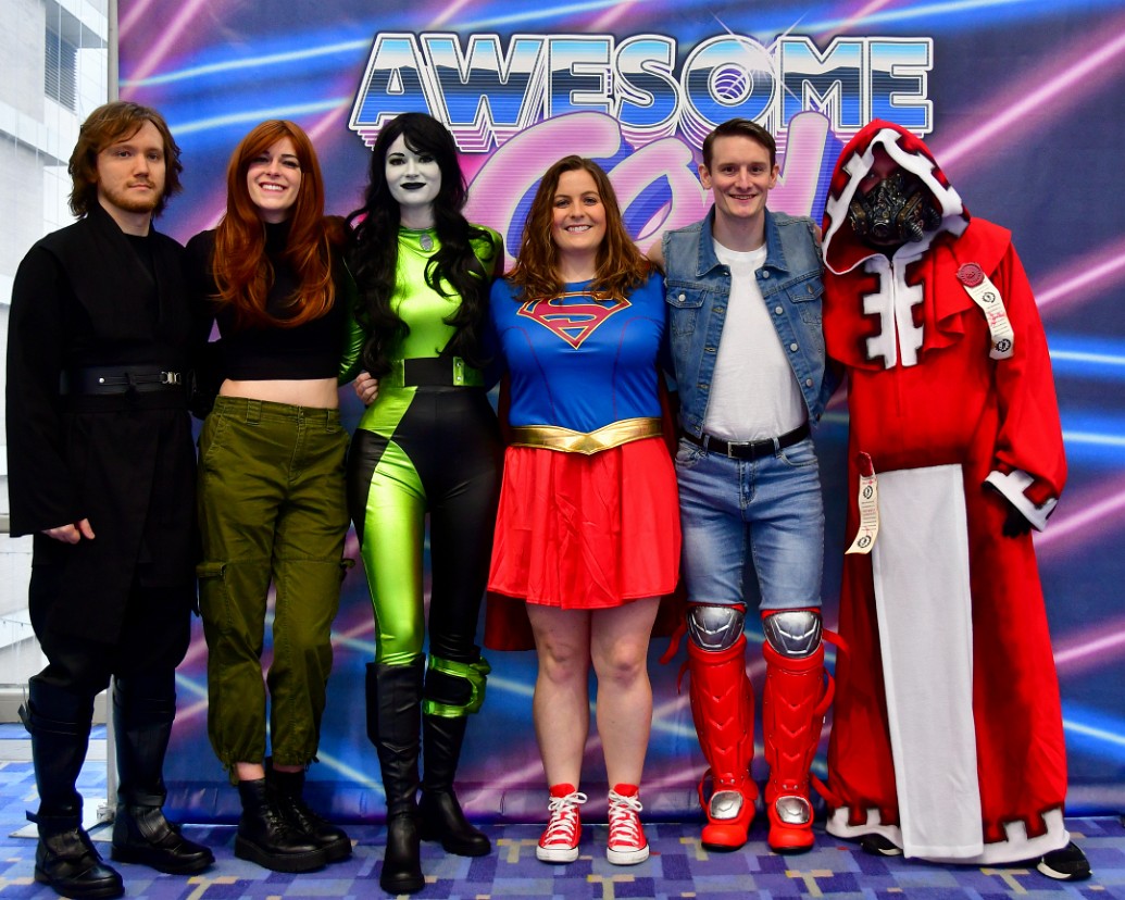 Anakin, Kim Possible, Shego, Super Girl, Billy Lee From Double Dragon, and a WH40K Tech-Priest 2