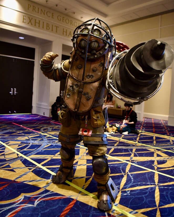 A Properly Epic Big Brother From Bioshock