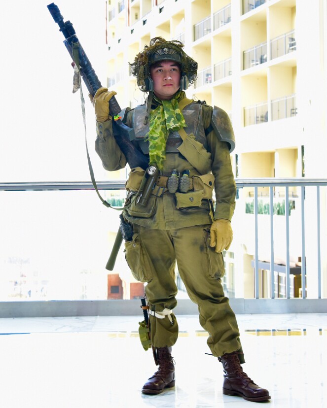 Imperial Guardsman Armed and at Ease