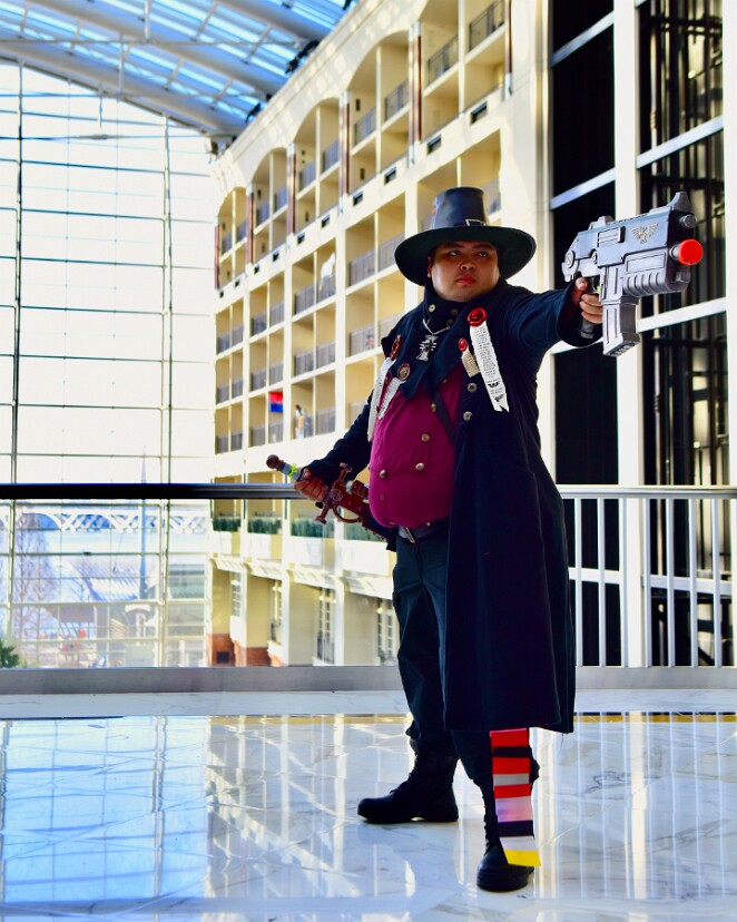 Inquistor With Bolter and Power Sword