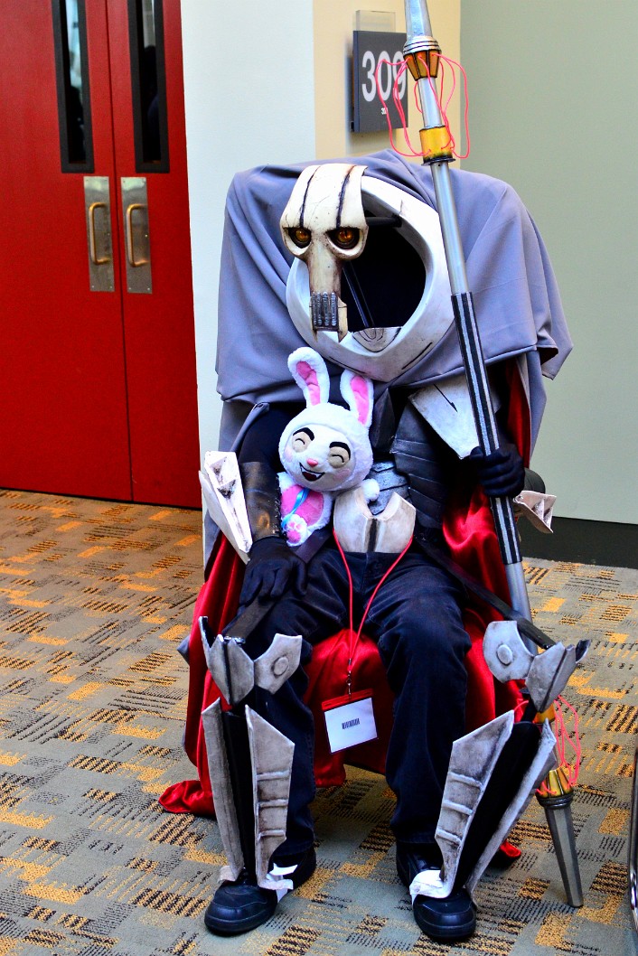 General Grievous With a Little Bunny General Grievous With a Little Bunny