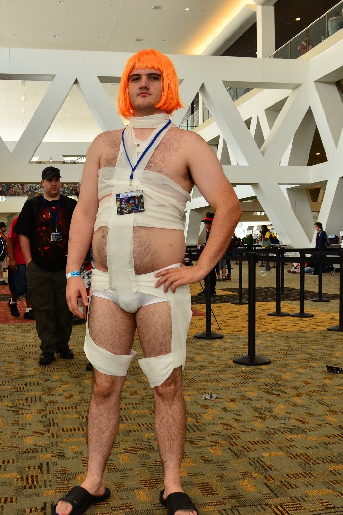 A Hairy, More Male Version of Leeloo A Hairy, More Male Version of Leeloo