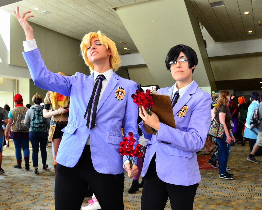 Tamaki and Takashi Walking About With Roses to Give Tamaki and Takashi Walking About With Roses to Give