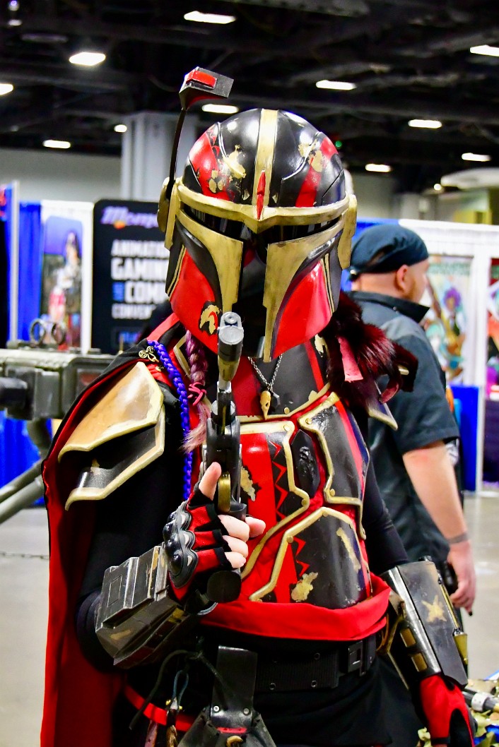 Deadly Mandalorian Merc in Red and Black