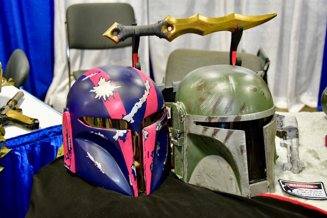 Mandalorian Helmets at the Mandalorian Mercs Table