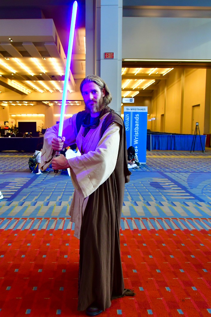 Obi-Wan With Saber Out 1